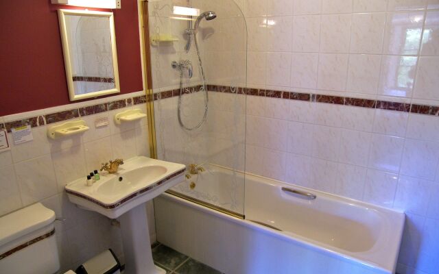 Rosemount Hotel
