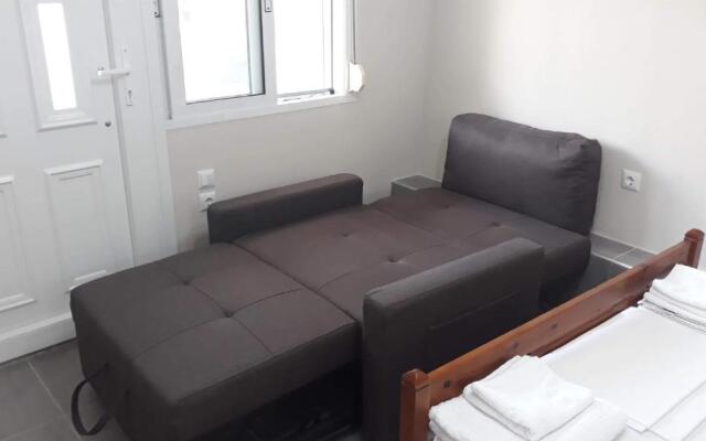 Stathoris Deluxe Studio