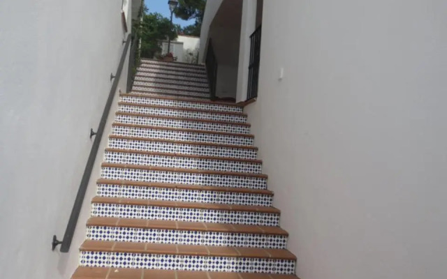 Spaciously Cosy Apartment 5b close to beach