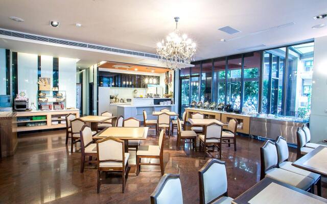 Huang Shin Business Hotel-Shang An