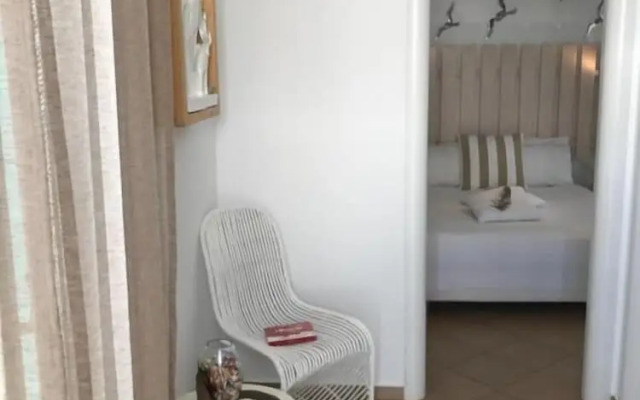 YL Suites