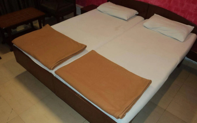 Benazeer Hotel