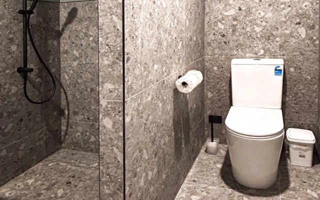 Tiki Hotel Surfers Paradise