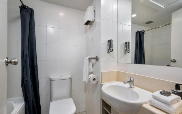 Lantern 1 Bedroom Balcony with car space and alpine view