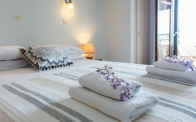 Hotel Barbati - Cozy Studio With Mountain Views