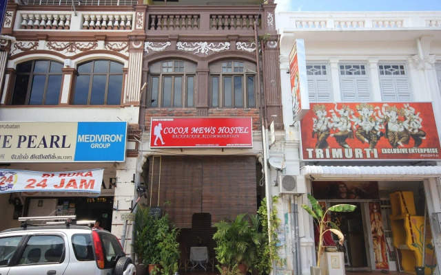 Cocoa Mews Cafe & Homestay - Hostel