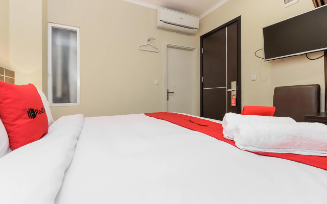 RedDoorz Plus @ Thamrin