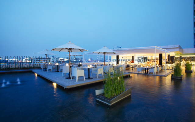 Centara Watergate Pavilion Hotel Bangkok