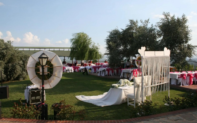 Nysa Hotel
