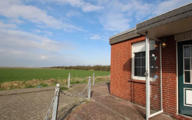 Holiday Bungalow in Dornumersiel