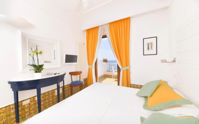 Johanna Park Hotel