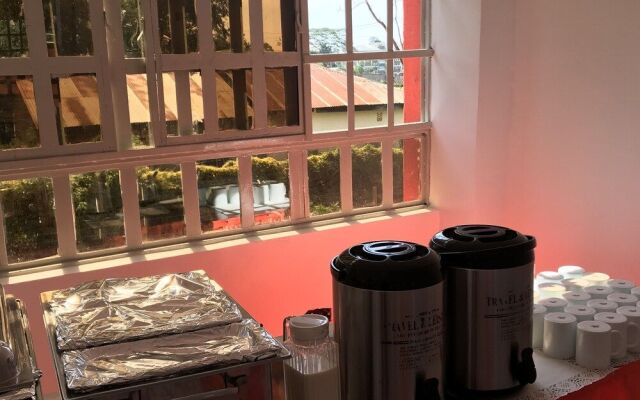 Eleon Inn Hotel