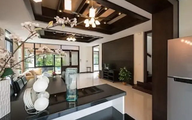 Pool Villa Pattaya by Passionata