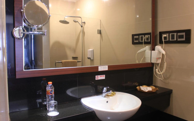 Best Western Plus Makassar Beach