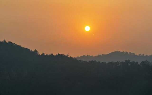 Le ROI Corbett Resort