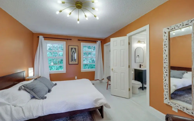 8 Mi to Sugar Mountain Resort: Seven Devils Home