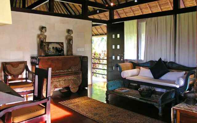 Villa Taman Kanti