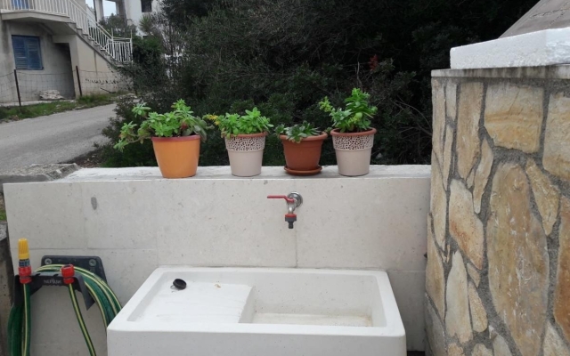 Holiday house Nadi - cosy & quiet: Milna (Brac), Island Brac