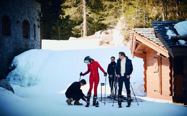 Apogee Courchevel, Oetker s