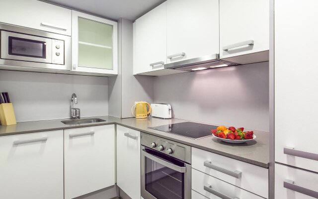 Inside Barcelona Apartments Sants