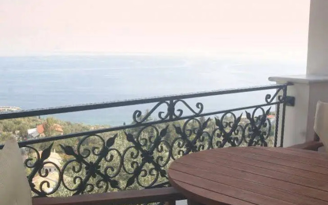 Villa Nestoras