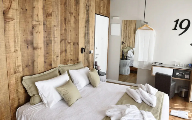 Mystique Luxury Suites