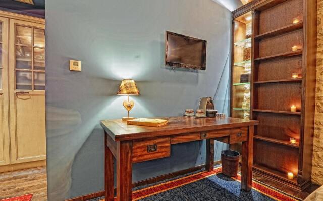 Aithrio Guesthouse