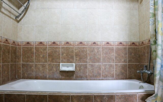 Cozy Living And Modern 2Br Puri Garden Apartment