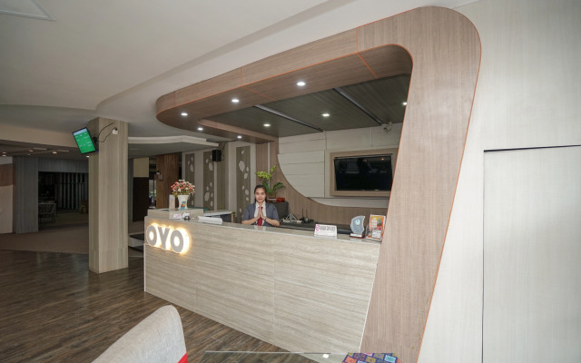 OYO 736 Hotel Best Skip