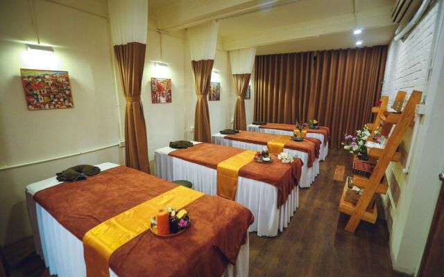 Halley Hostel & Spa Hanoi