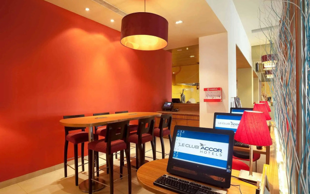 ibis Gurgaon Golf Course Road Hotel