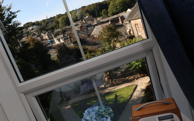 2 Emma Place, Bodmin