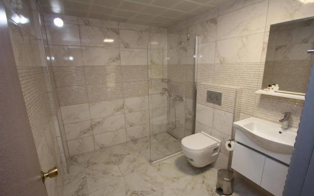 Hanedan Beach Hotel