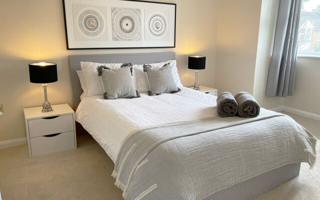 Continental Apartments Farnborough Wallis-square