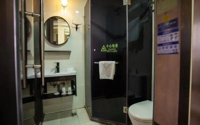 GreenTree Inn Shanghai Nanqiao Nanfeng Highway Express Hotel