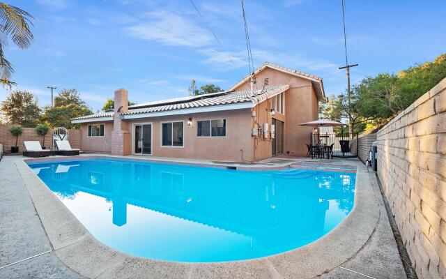 Heated Pool & Spa ensuite Villa