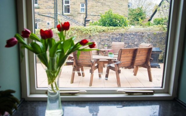 Compton Guest House