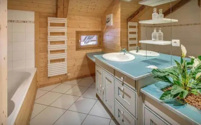 La Ferme a Juju - OVO Network