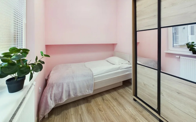 Wooden Cracow Apartment by Renters