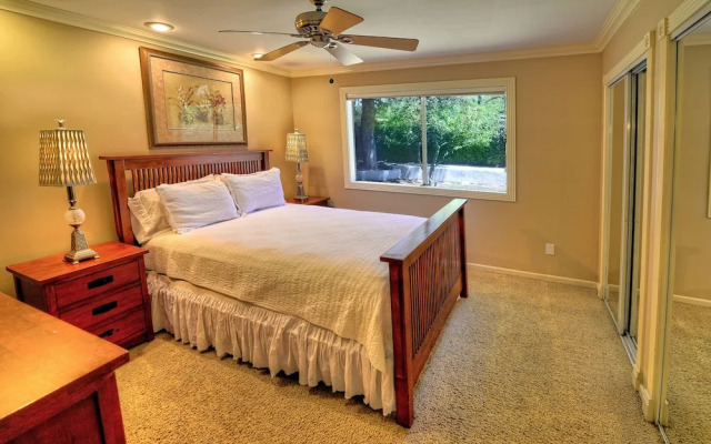Just Listed! Kierland Home w Htd Pool and Hot tub