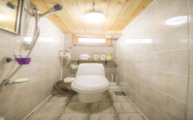 Chuirakdang Guest House