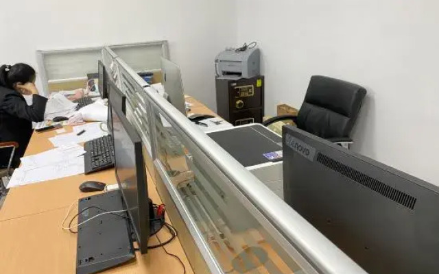 Binhai Station Hotel