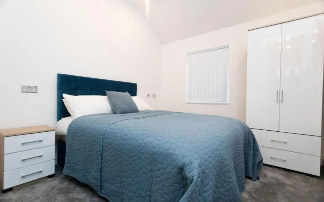 The Avenue Apartments