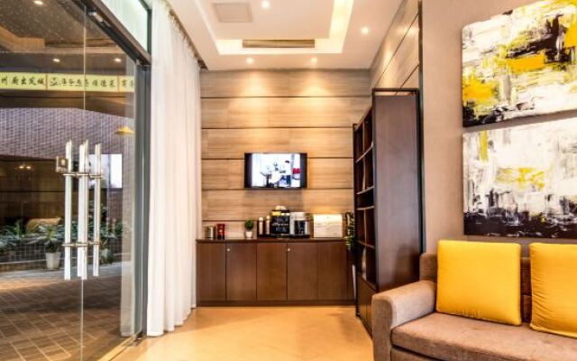 Homeinn Plus Guangzhou LuoGang Railway Station Branch