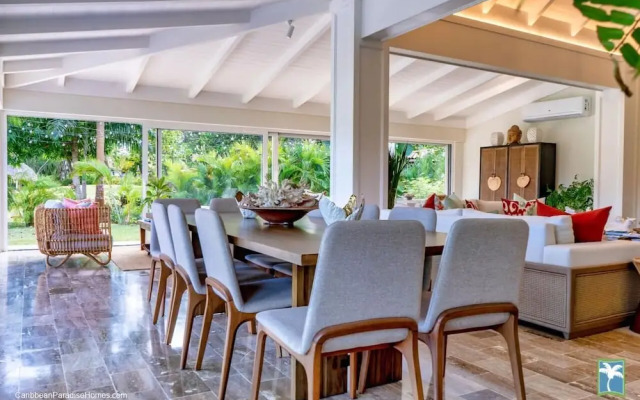 Luxurious 3 Br Golf Villa