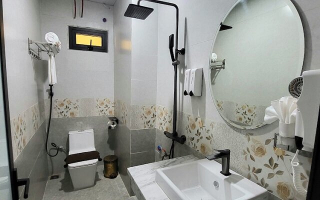 Nam Hong Hotel
