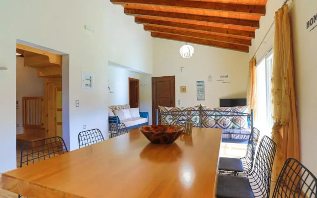 Green Family Villa in Agios Ioannis
