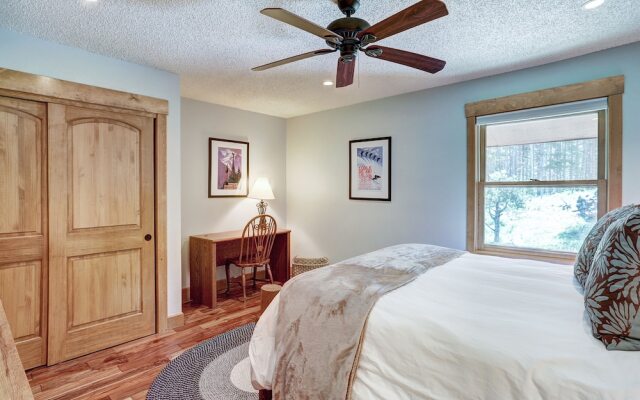 Sophie's Chalet 3 Bedroom Townhouse by RedAwning