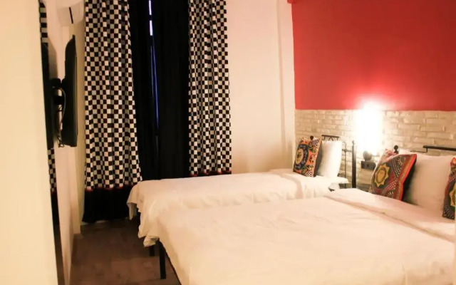 Think Hotel