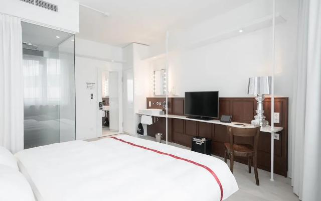 Ruby Stella Hotel London